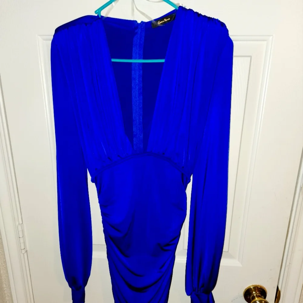 Dress - Picture 1 of 2